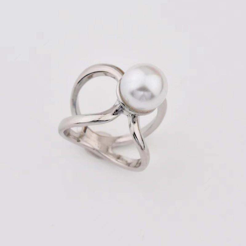 

Silk Scarf Buckle High-end Small Square Ring Pearl Brooch Single Exquisite Knot Versatile Fashion Creative Accessories