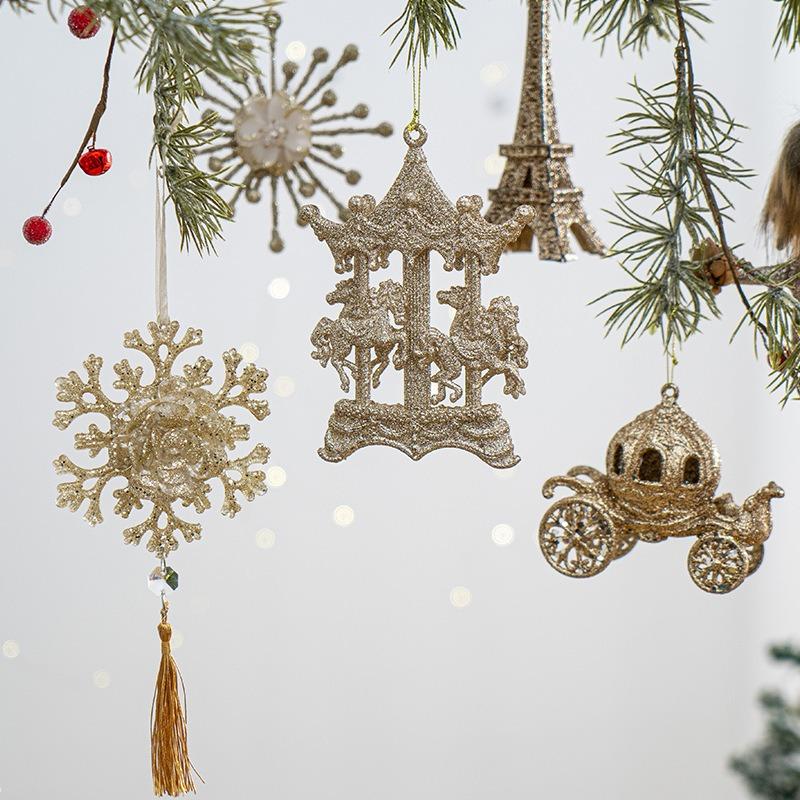 Christmas tree pendants, pendants, Christmas decorations in a festive atmosphere