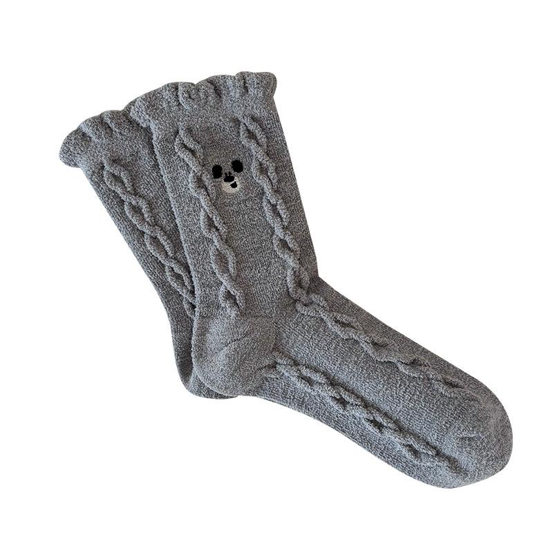 Korallfleece Socken Mädchen Winter Verdickung Warme Socken Spitze Cartoon Stickerei Haussocken Strumpfwarenindustrie