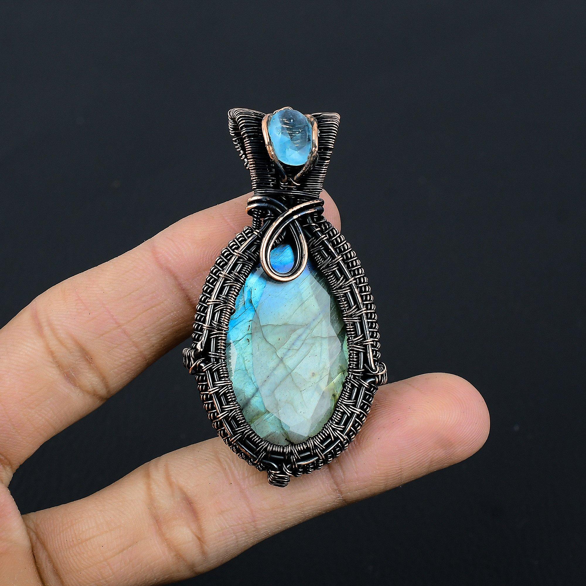 

Подвеска из лабрадорита, Подвеска ручной работы, обернутая медной проволокой 999 пробы, Антикварное украшение, Для подарка, Серебряное украшение 2.55 Inches