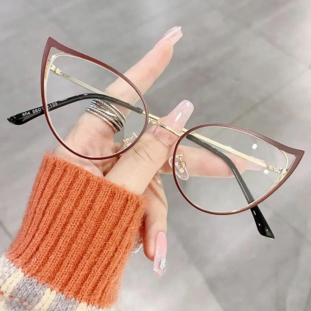 Fashion Metal Decorative Optical Spectacle Eyeglass Personality Hollowed Cat Eye Anti-Blue Glasses Ultra Light Unisex Glasses