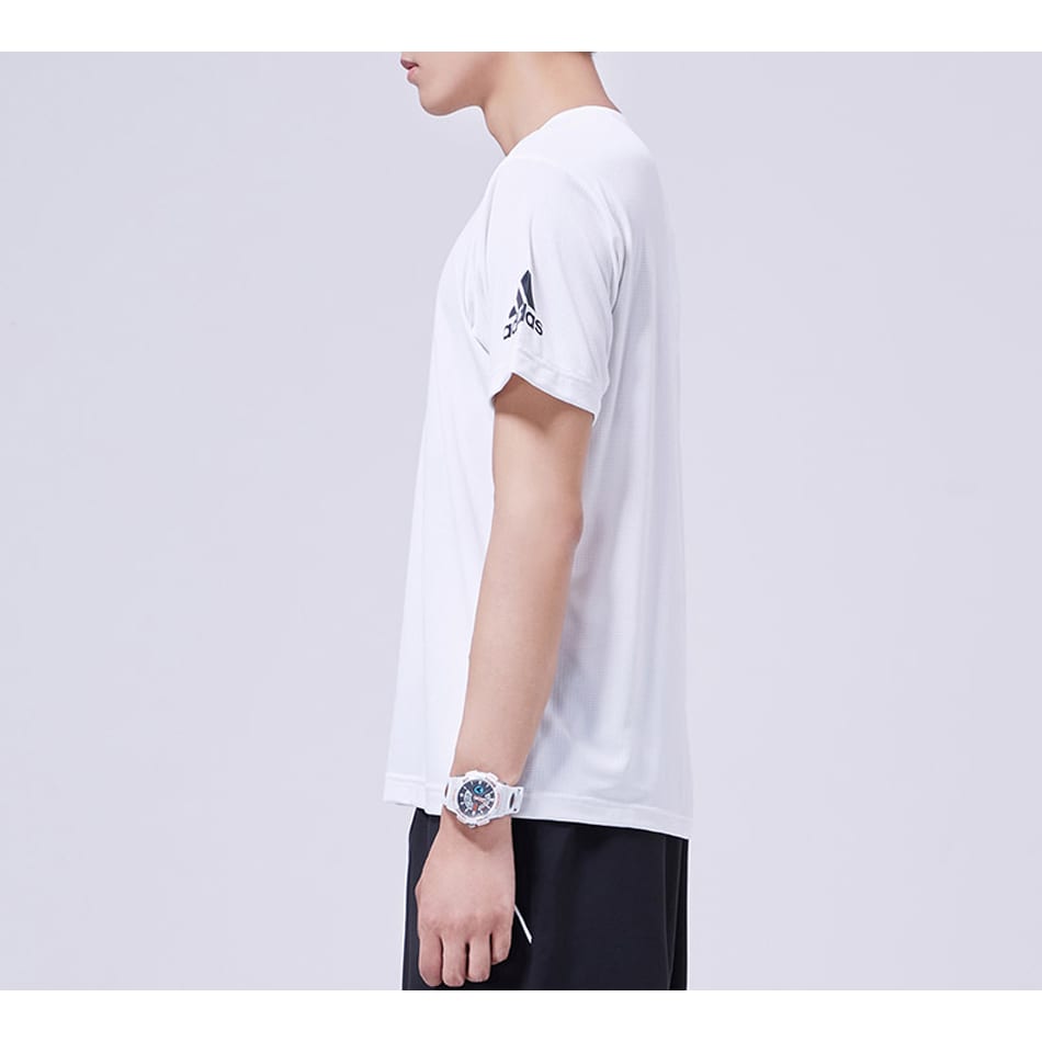 adidas T Shirts Men's White Crew Neck Moderate Straight Fit CZ5470