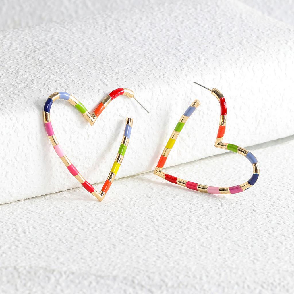 European And Trendy American Style Creative Heart Hoop Earrings Alloy Material