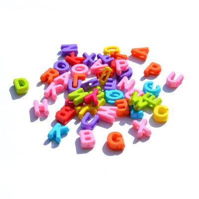 Handperlenlose Perlen zur Schmuckherstellung Anhänger Bonbonfarbe Blume Stern Erdbeere DIY Gefertigte Buchstabenperlen Perlen mit Loch