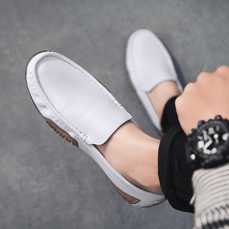 Plus Size Men s Leather Moccasins - Trendy, Breathable Casual Shoes for Autumn/Winter, Korean Style Driving Footwear 47