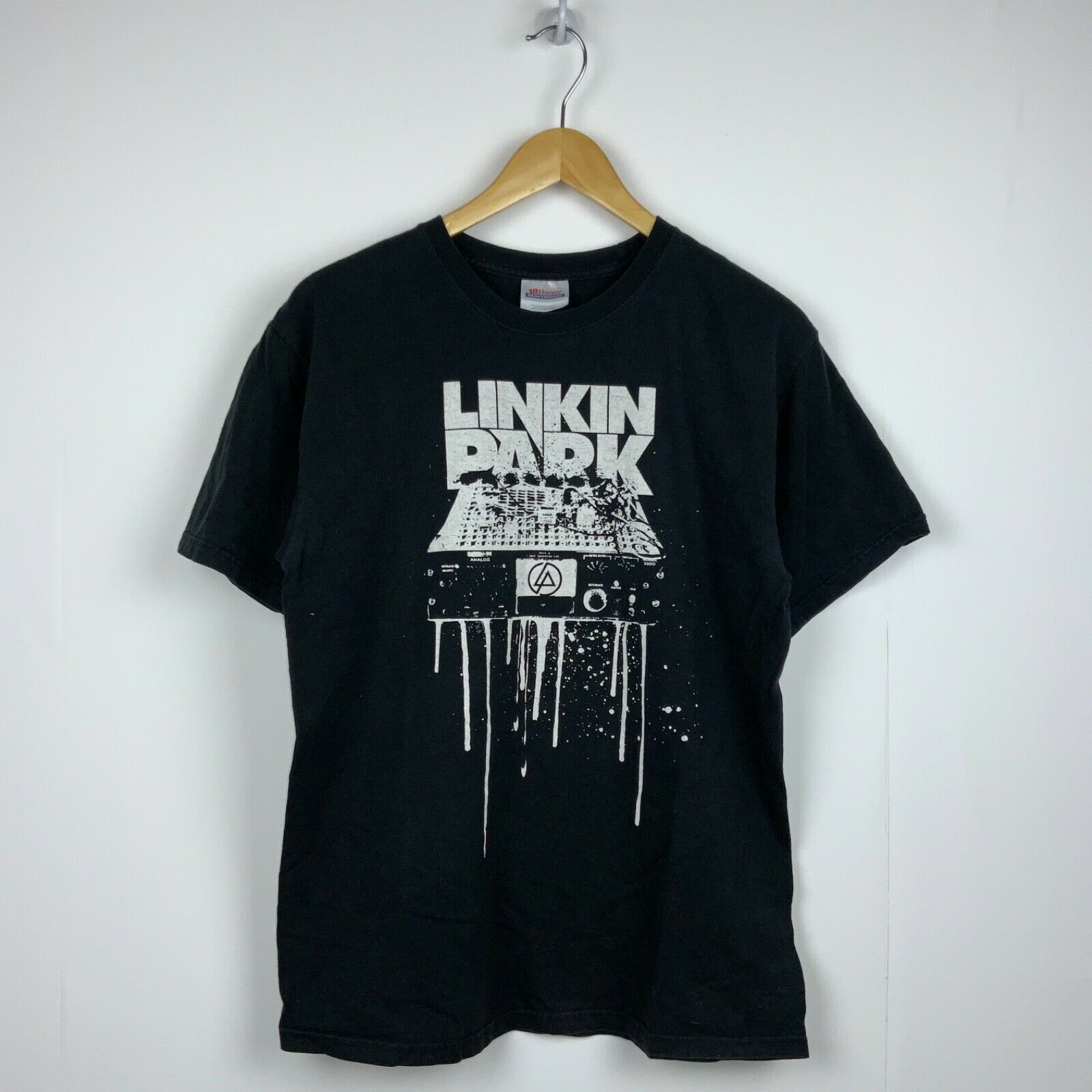 

Цвет Черный Графический Ти Мужчины Плюс Размер Пара Шарм футболка Винтаж Досуг Linkin Парк 2008 T Рубашка Средний Черный Минуты