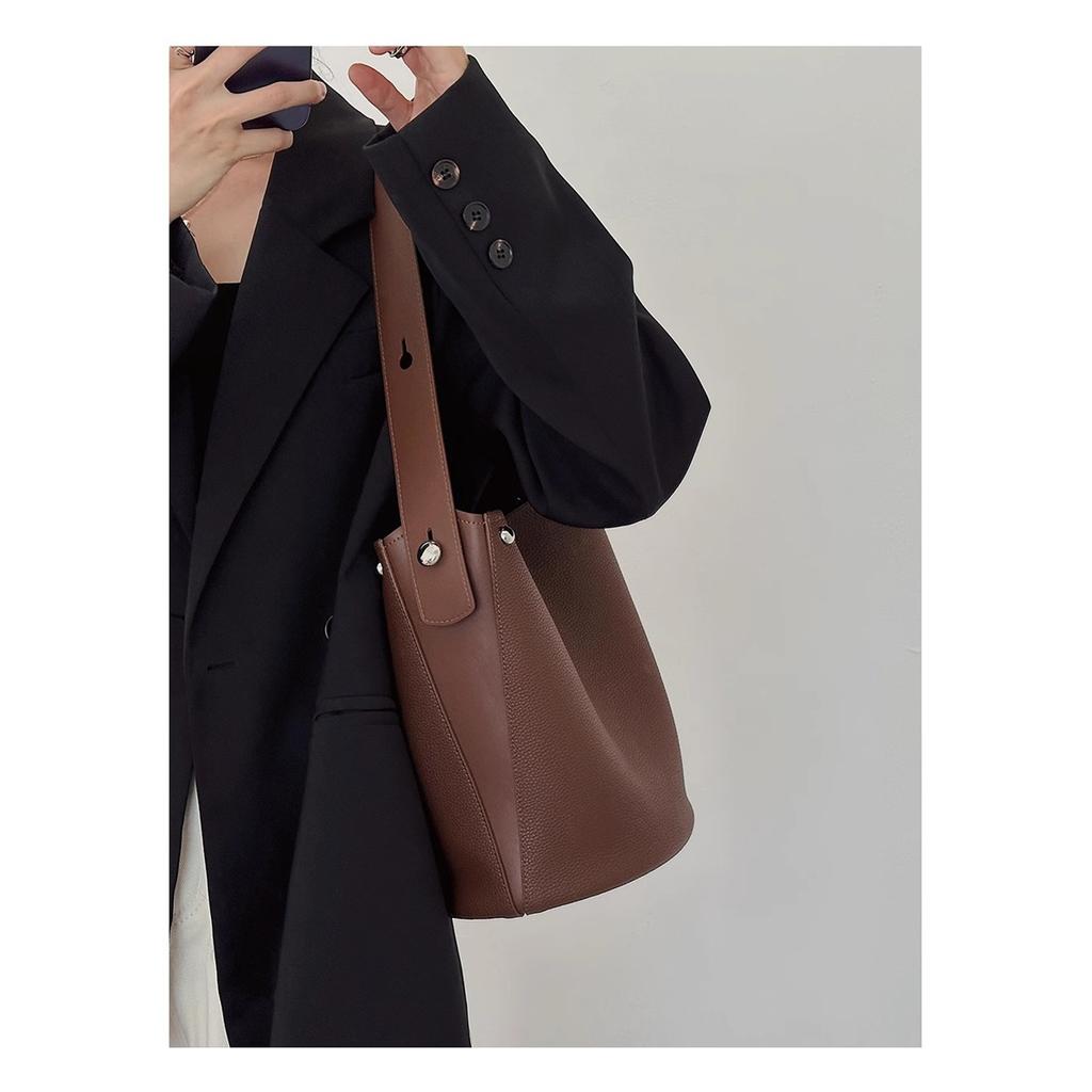 Lila Eimer Tasche Tasche Damen Textur Große Kapazität Fauler Stil Pendler Gemüsekorb Schultertasche Henkeltasche