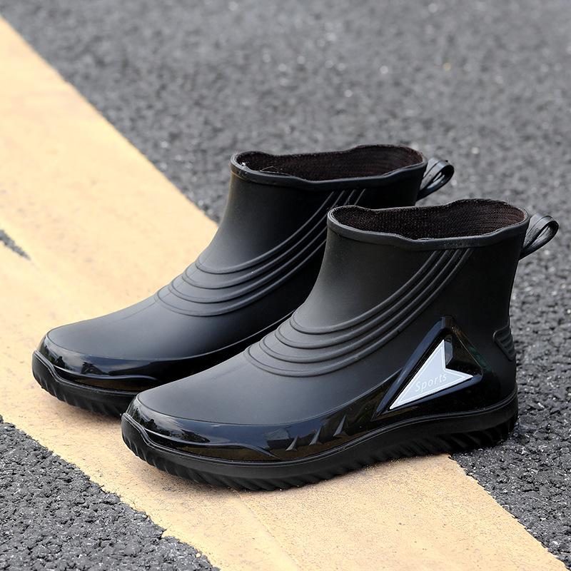 Rain shoes men's medium tube non-slip waterproof shoes new fashion outdoor water boots thermal short tube rubber shoes men