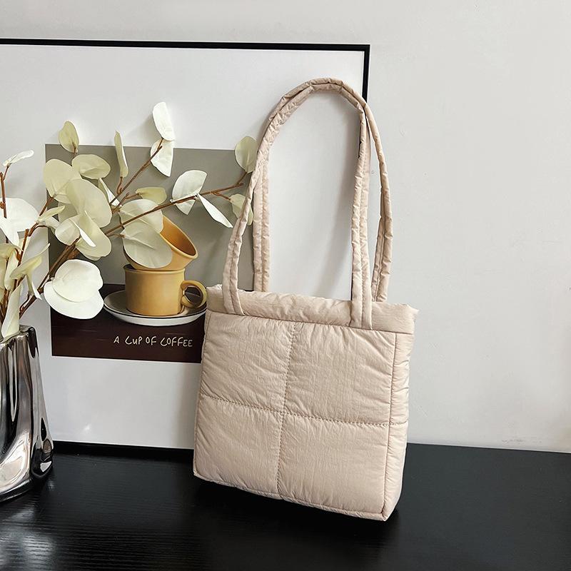 Autumn and winter new rhombus square bag new simple handbag large capacity cotton clothes shoulder armpit bag