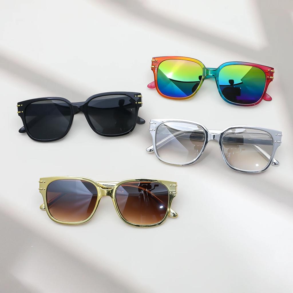 Fashion Women Sunglasses Square Sunglasses for Men and Women Trendy UV400 Resistant Rainbow Versatile Glasses