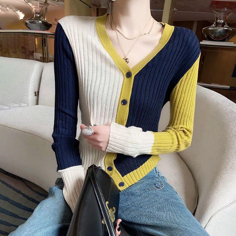 Chic Color Block V-Neck Knitted Cardigan for Women - Slim Fit, Age-Reducing, Rib Knit, Single-Breasted Top for Spring and Autumn