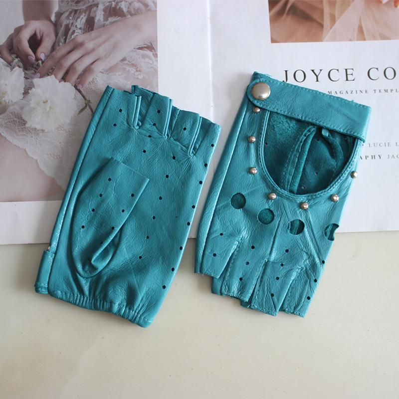 

Новые женские перчатки из овчины с полупальцами, тонкий стиль, без подкладки, стиль с заклепками, цветные перчатки для вождения из натуральной кожи 8.5