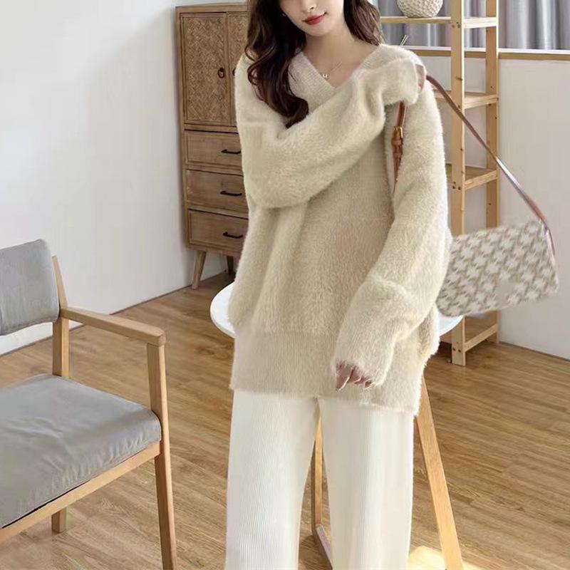 Women's High-End Korean Style V-Neck Pullover: Autumn/Winter Mink Velvet Knit Sweater