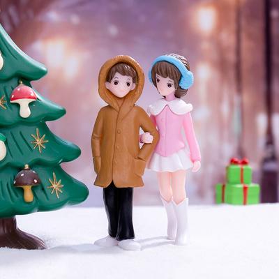 1 pár Mini Zamilovaní Milenci Držíce se za ruce Figurky Miniatury Vílí Zahrada Mechová Terária Pryskyřičné Řemesla Domácí Dekorace