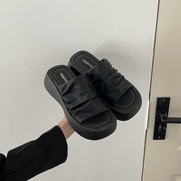 Fashion Shoes Woman 2025 Slippers Summer Shale Female Beach Platform Luxury Slides Silver Sabot Designer Scandals Fashion Beach Shoes La