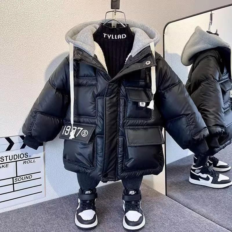 

Детская зимняя теплая утолщенная бархатная куртка для подростков, пальто с капюшоном, детская парка, верхняя одежда для мальчиков, повседневная одежда 110cm чёрный