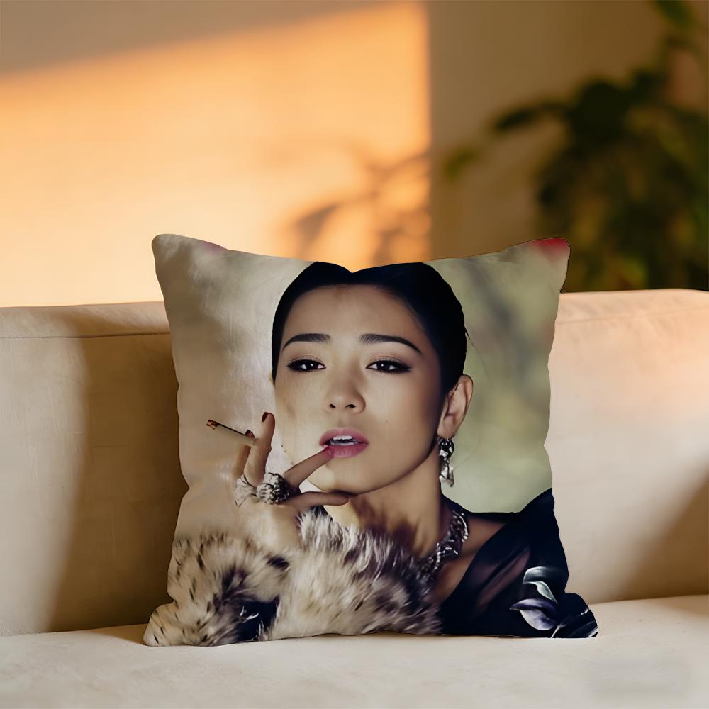 

Gong Li Cushion Cover Cozy Velvet Throw PillowSoft Warm Cushion For Sofa Bed 30X30cm