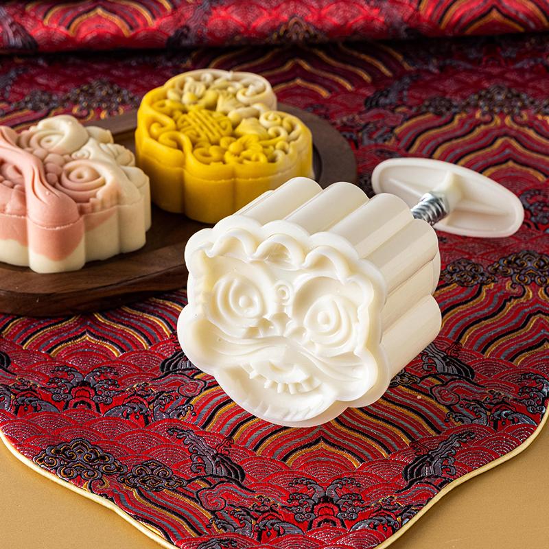 2 stk 75G Kjekstempel Kinesisk År Månekakeformsett Drage Ru Yi DIY Håndpresse Fondant Bakverk Husholdnings Kjøkkenverktøy Selskap