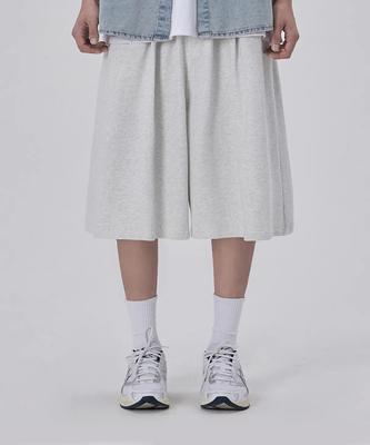 GLW Bermuda Wide One-Pleat Sweat Shorts White Melange