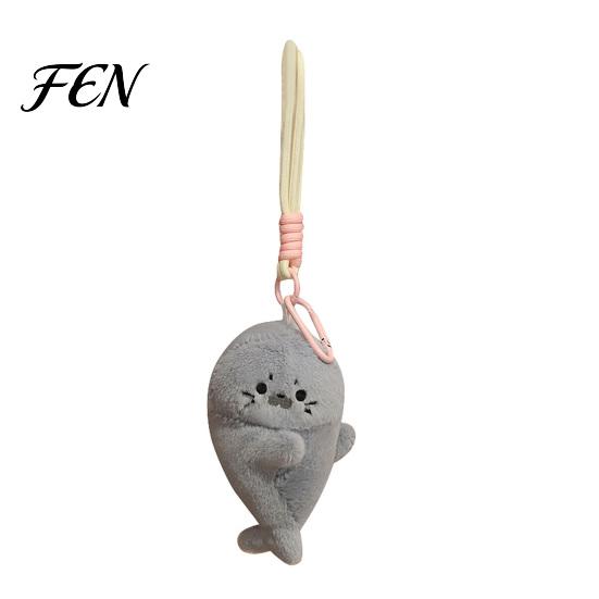 Bag-mounted Car Ornament Magnetic Seal Plush Keychain, Cute Stuffed Animal Keyring, Soft Short Fabric Charm Plushie for Bag Purse, Fridge Magnet Gift