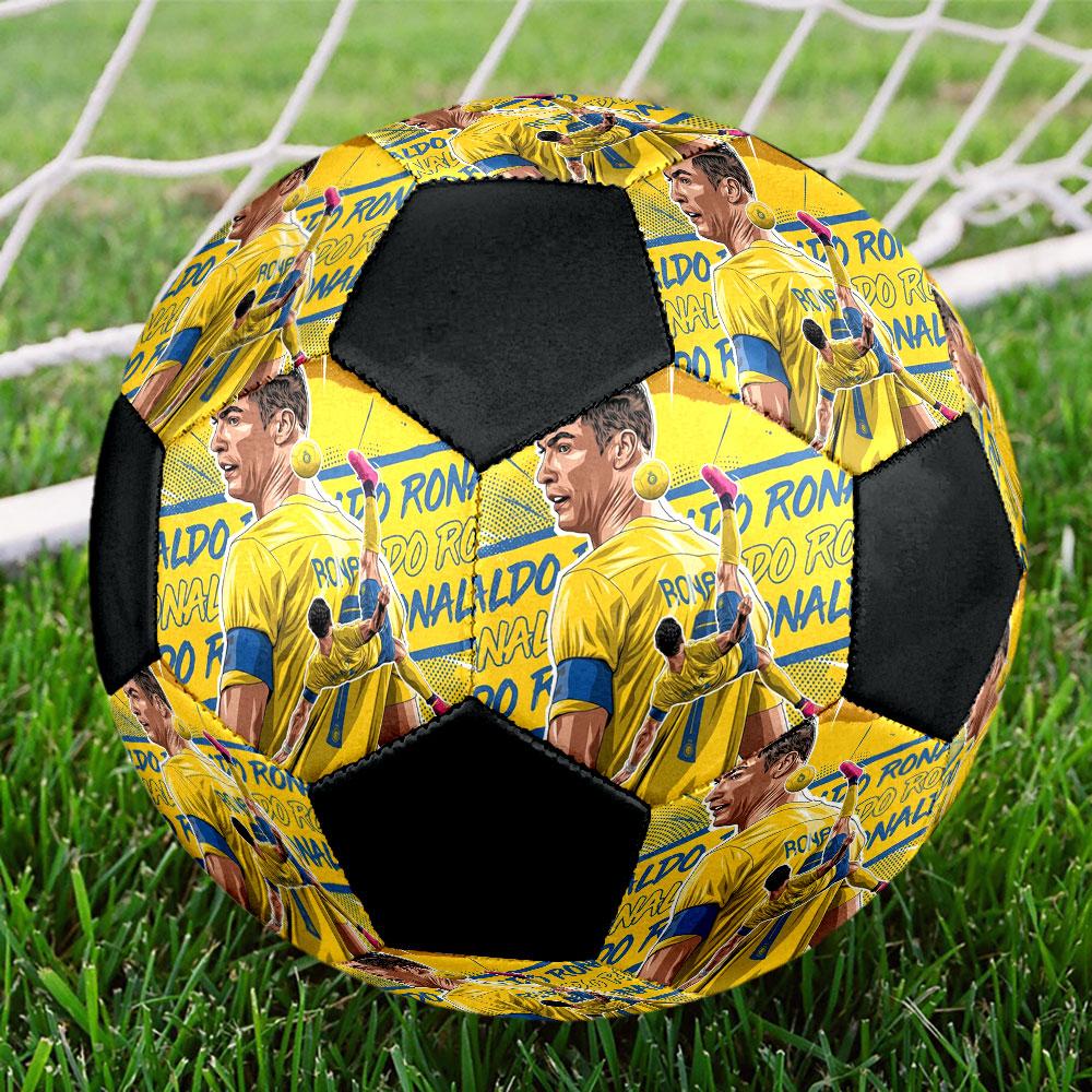 1 PZ Cristiano Ronaldo Titan taglia 5 pallone da calcio Praha Pallone da Calcio Indoor Colorato Per Tutte le Età Cucito a Macchina PVC Pronto per la Competizione Resistente Alto Rimbalzo