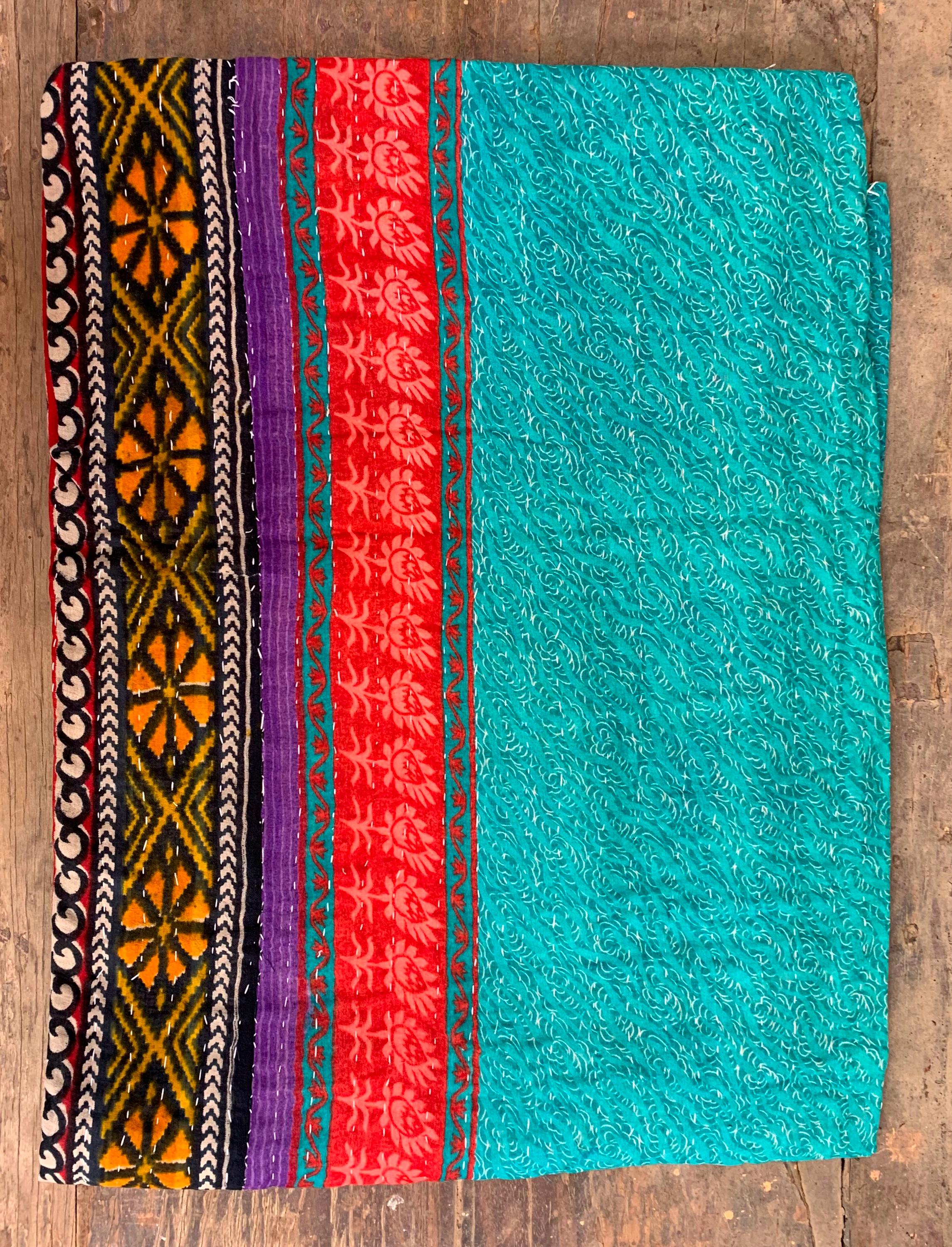 

Handmade Kantha Quilt Throw | Bright Indian Blanket I UK Home Styling 80X 50 різнокольоровий