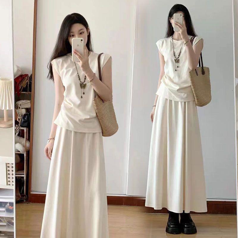Women's Summer 2026 French Style Slim Fit Suit: Short Sleeve T-shirt & High Waist Skirt Set