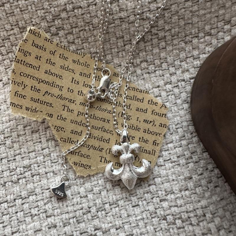 S925 Sterling Silver Niche Design Feeling Warbler Tail Flower Brushed Necklace Retro Simple Fashion Collarbone Chain 925 silver