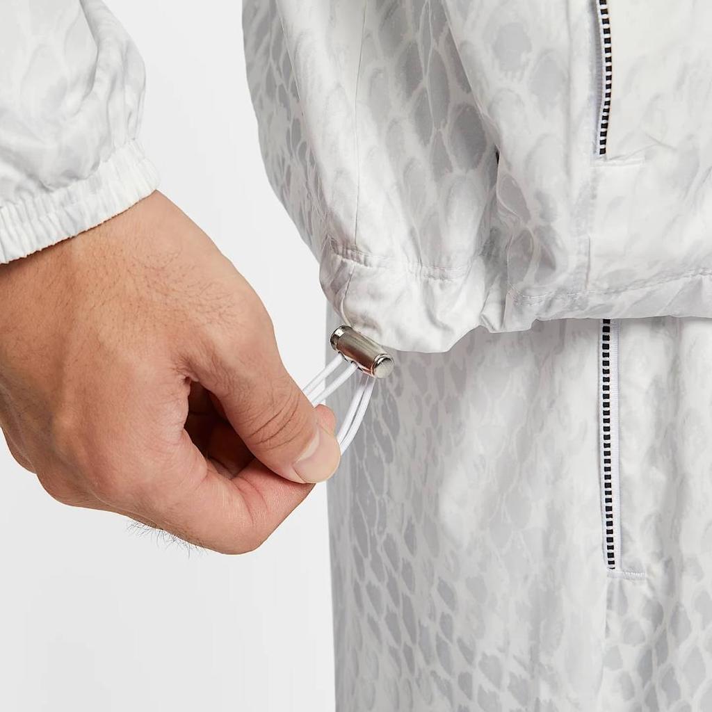 Nike FW25 Kobe Brand Logo Water-Resistant Woven Hooded Long Sleeve Jacket Men jackets IB2705-100