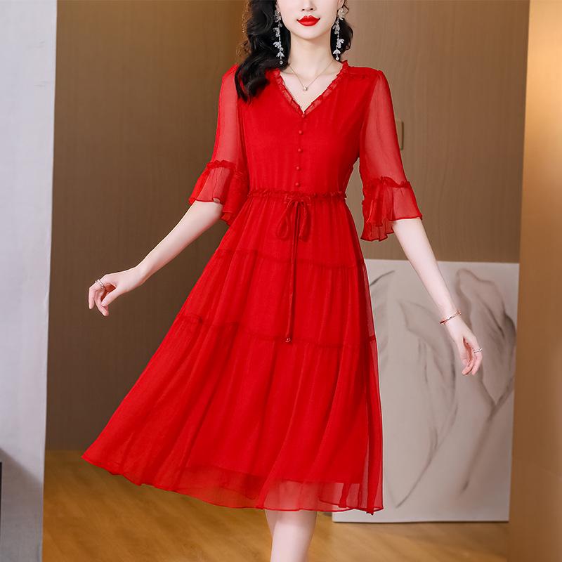 2023 Elegant V-Neck Red Chiffon Dress – Summer Style for Women, Age-Reducing, Fashionable and Suitable for Mothers