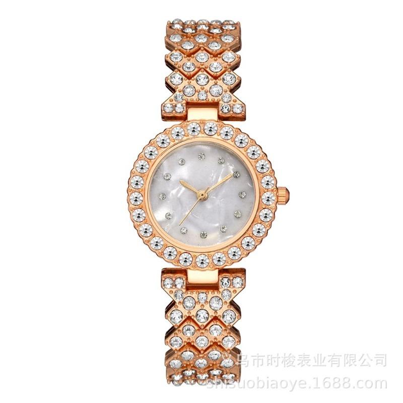 High-end lady's watch New Fashion Roman Pattern Diamond Women's Watch Quartz Women's Watch Bracelet Women's Watch