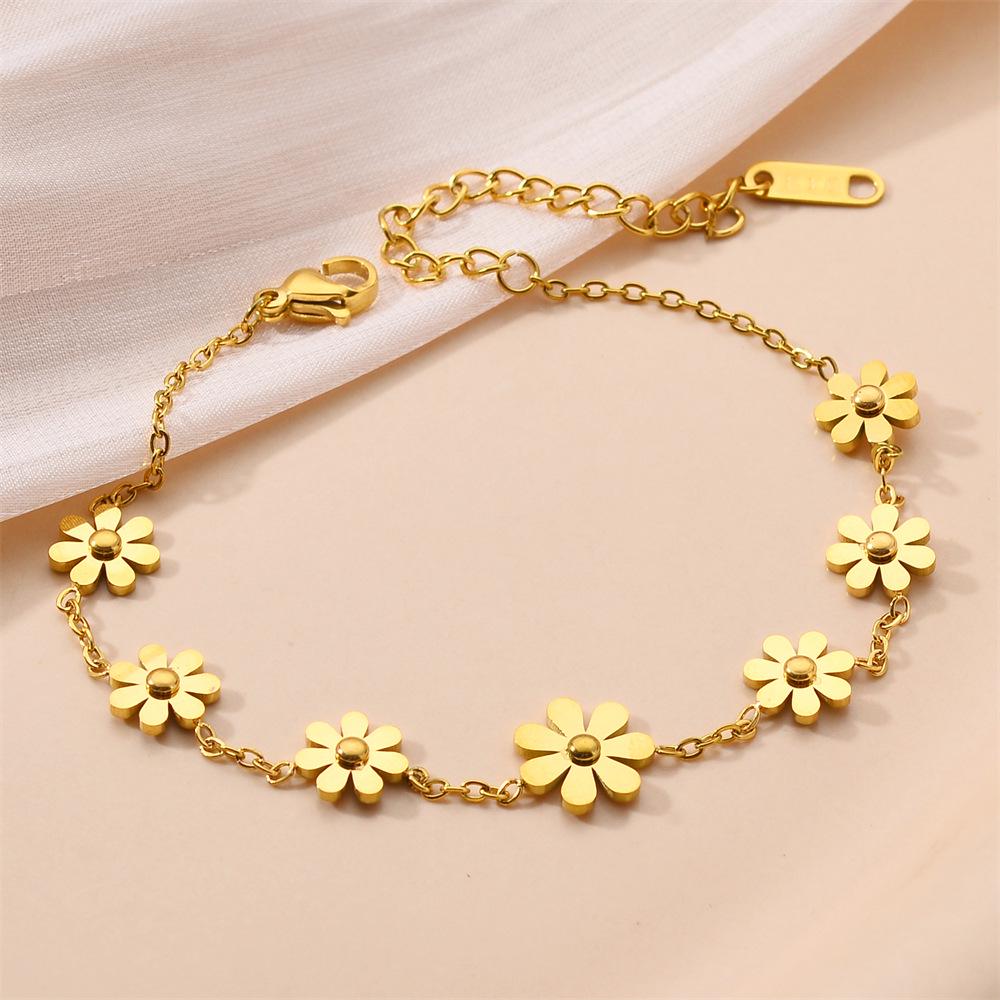 Korean Titanium Steel Four-Leaf Clover Bracelet - Women's Fashion, Versatile & Non-Fading Jewelry
