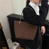 Fashion Leopard Print Shoulder Bag Women Large Capacity Crossbody Commuter Handle Bag Textured Casual and Simple Storage Bags
