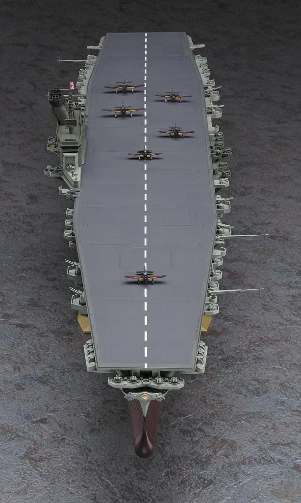 Hasegawa Japanese Navy Aircraft Carrier Shinano Plastic Model Kit Z03 1/450