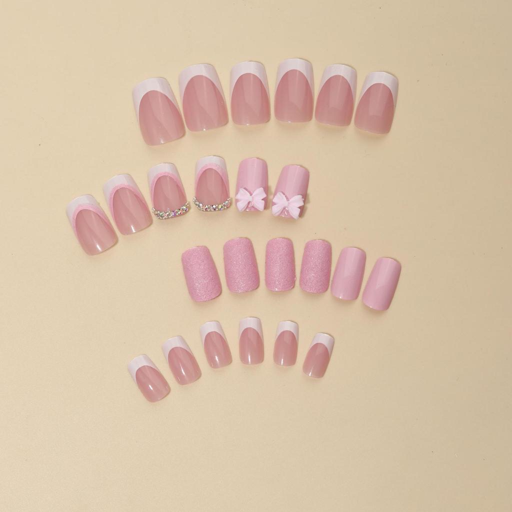 Glänzende Rosa Französische Schleife Klebenägel – Niedliches & Vielseitiges Nagelkunst-Set (24 Stück)