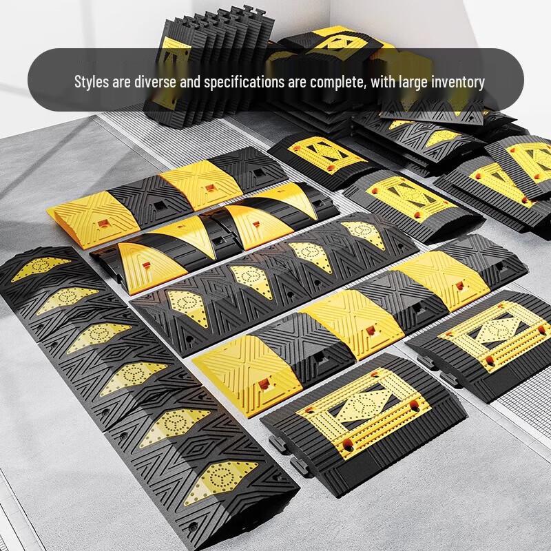Heavy-Duty Rubber Road Speed Bump