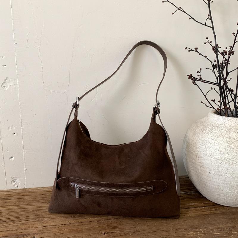 

Fashion large-capacity bag women s 2025 new retro super fire tote bag popular commuter shoulder messenger bag tide