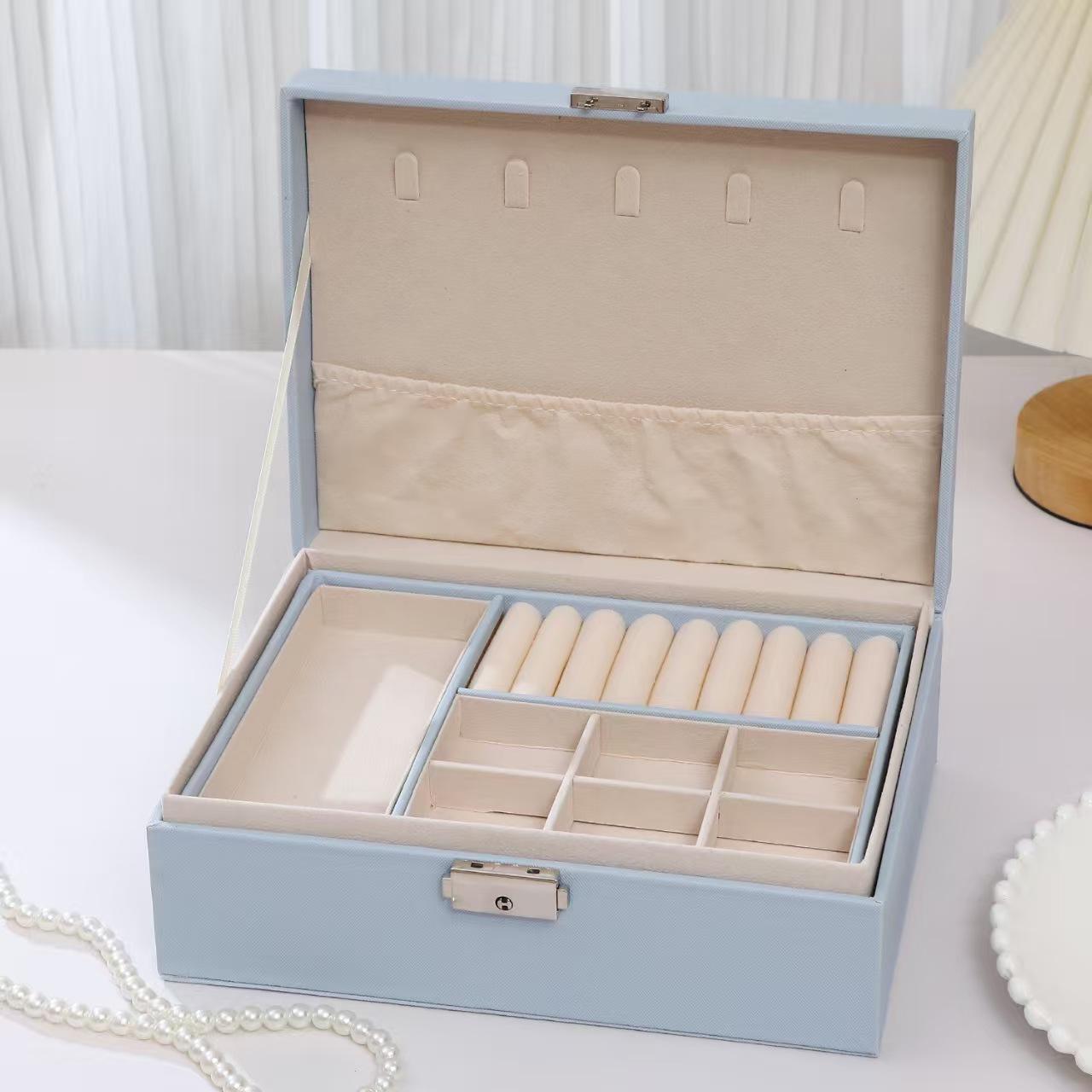 

Organizer Box Double-Layer Jewelry Storage Box With Lock for Earrings, Necklaces and Other Accessories Organizing Box 17*23*8.5cm озеро синього кольору