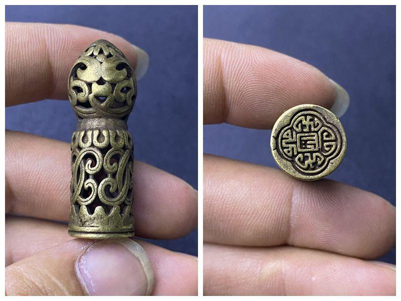 Copper Cutout Carvings Flower Tibetan Brass Seal Carry-on Pendant Crafts Ornament Accessories