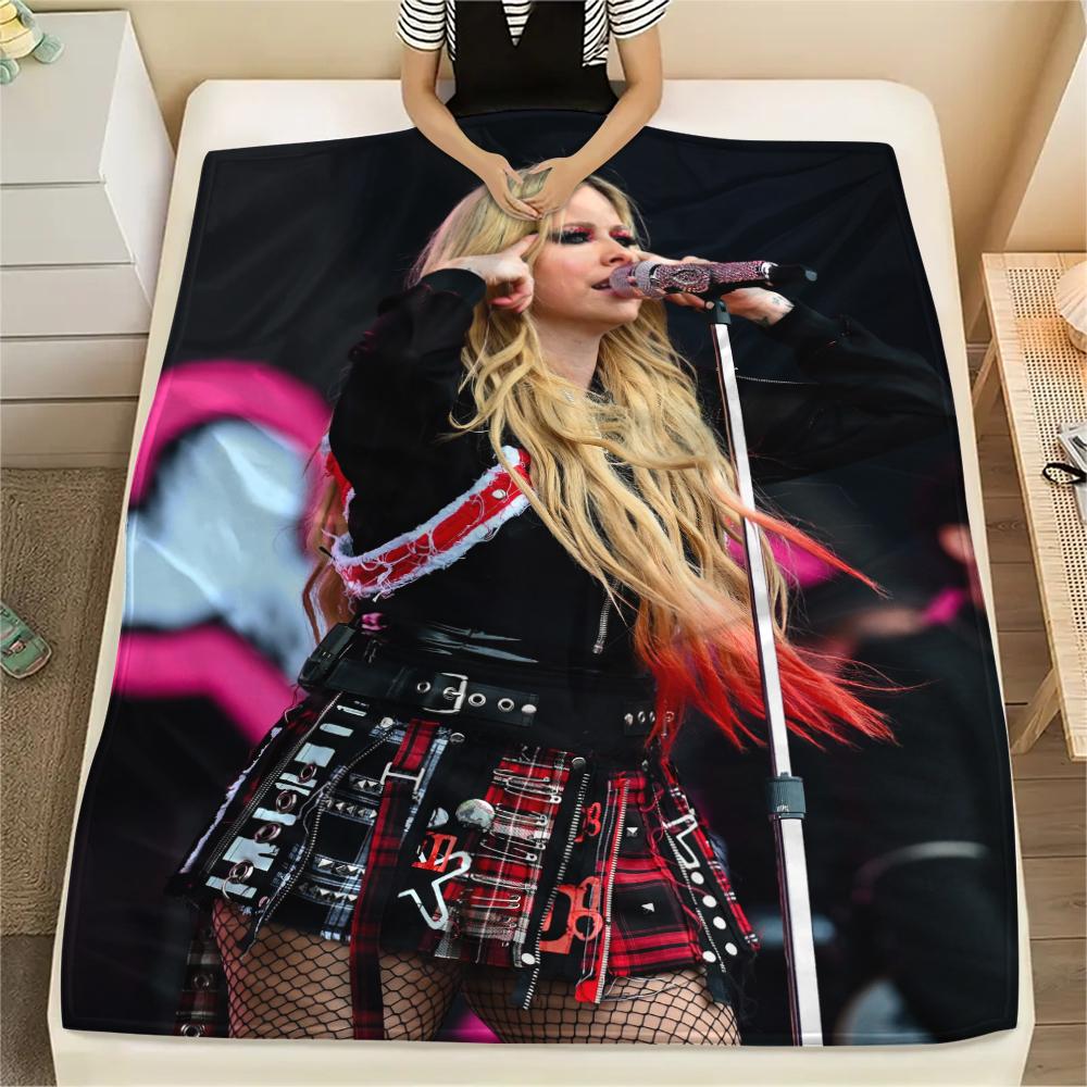 Coperta in Flanella con Fantasia Avril Lavigne, Alta Qualità, Confortevole per Tutte le Stagioni, Decorazione per la Casa, Calore e Comfort, Perfetta per Regali.