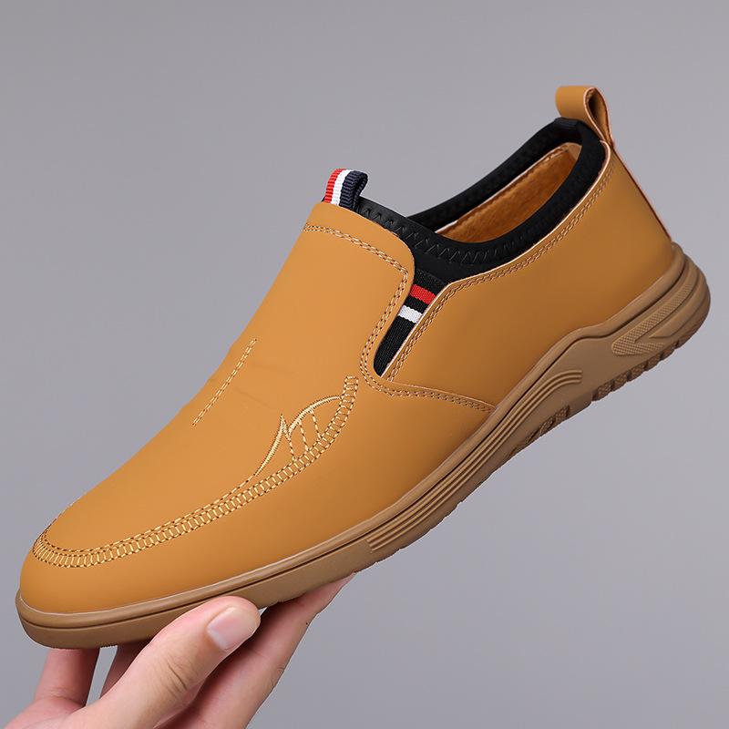 Men's Shoes Business Casual Shoes New Soft Sole Leather Flat Shoes Driving White Male Loafers Slip-On Lightweight Leather Shoe