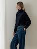 Hunch Side Neck Closing Blouse
