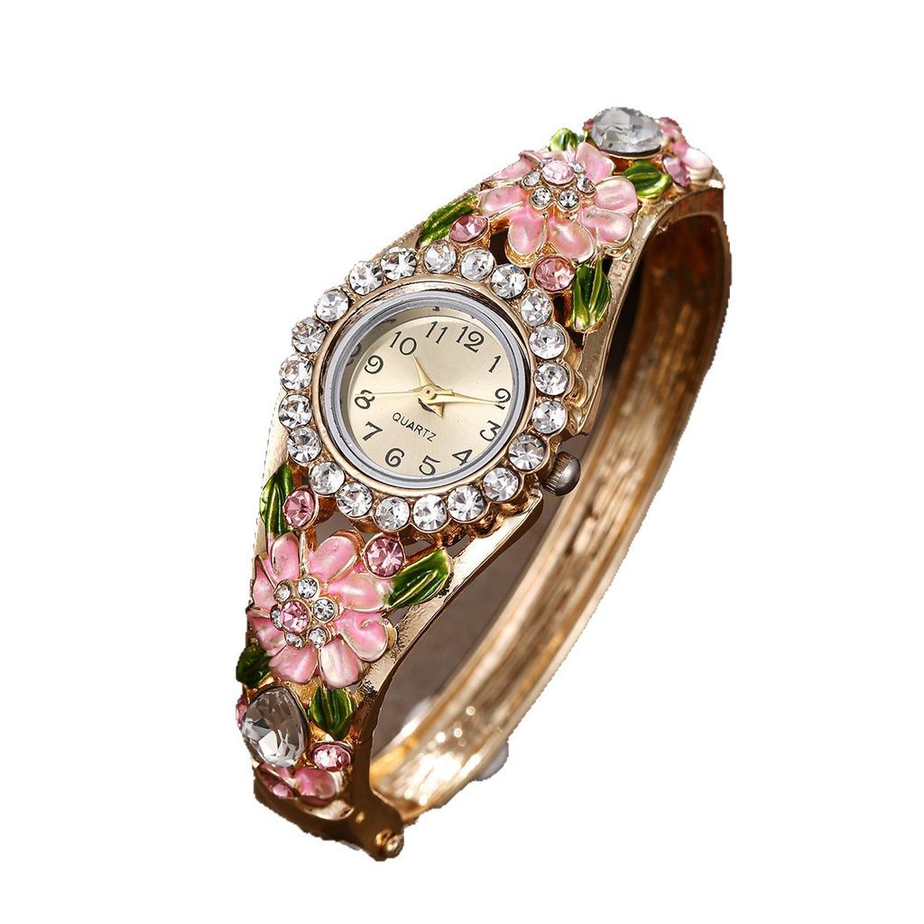 2026 New Women's Diamond Inlaid Decorative Carved Quartz Watch