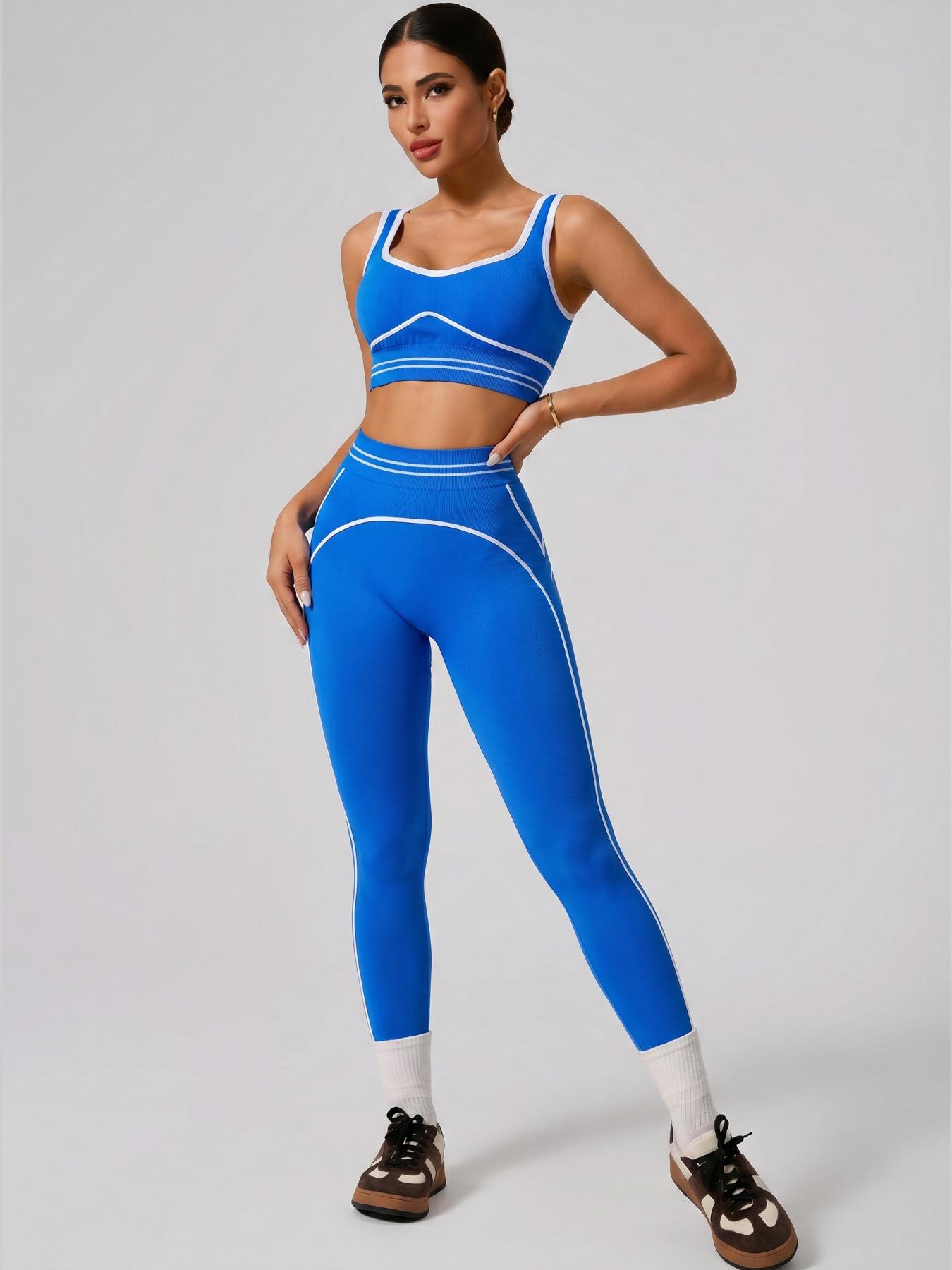 

Women s Pink Seamless Yoga Suit: Casual Sportswear Bra and Leggings Medium