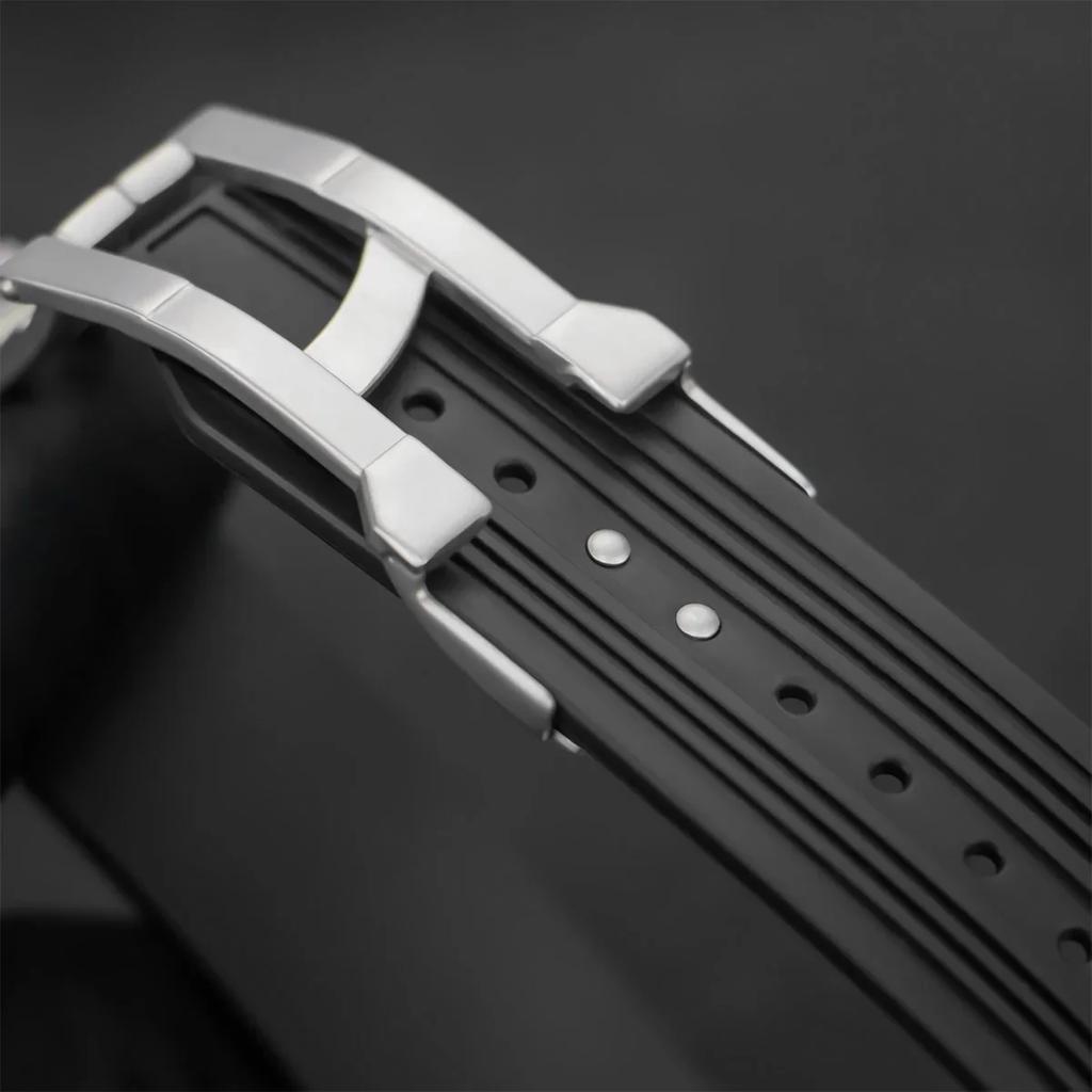 Luxury Strap for Apple Watch Band Ultra 3 49mm Series 11 10 46mm 9 8 7 45mm Sports Silicone Bracelet Belt Iwatch 6 SE 5 44mm