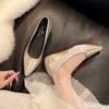 Single shoes women's 2025 spring and autumn new inner height increase thick heel pointed head shallow mouth retro French professional commuting shoes