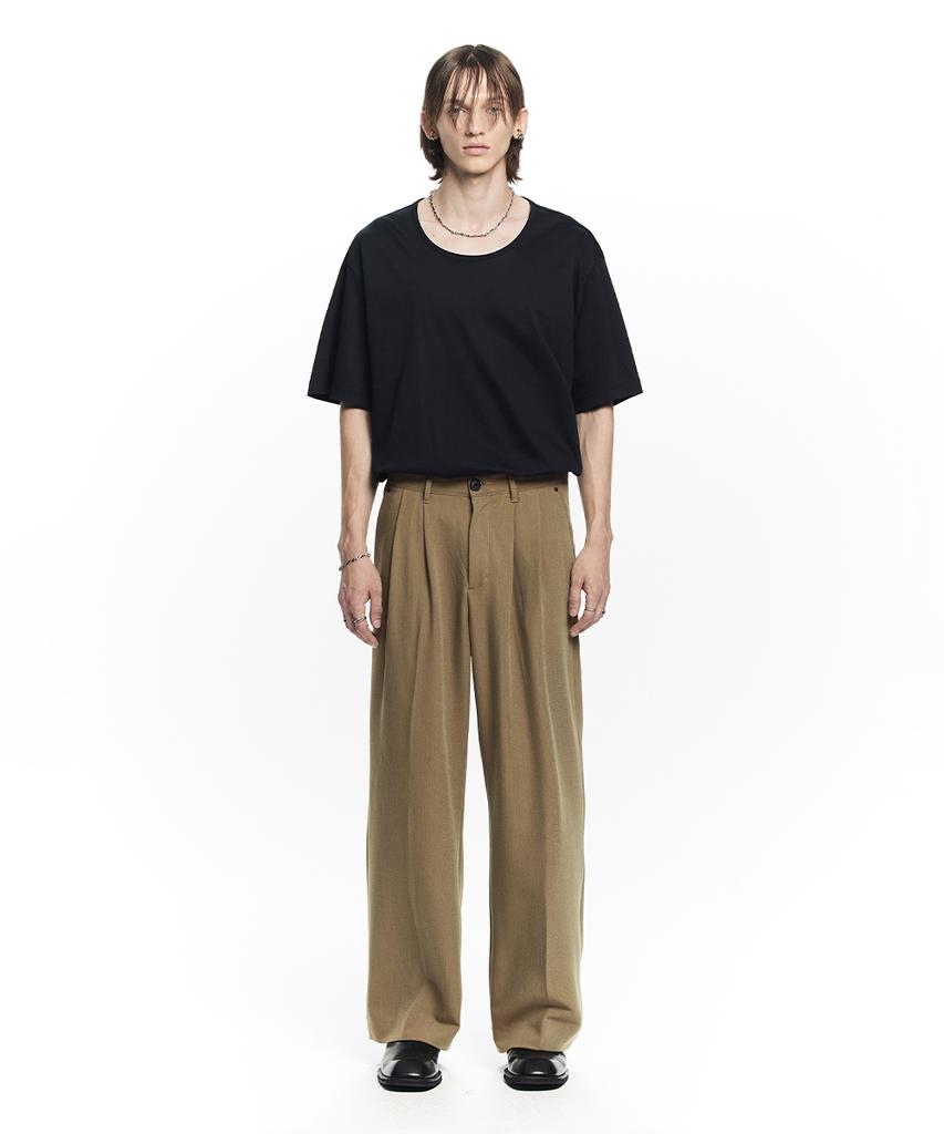 MAISON MINED Saint Two Tuck Wide Pants Beige