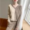 Women's V-Neck Color Block Long Sleeve Pure Wool Sweater - Autumn/Winter Collection