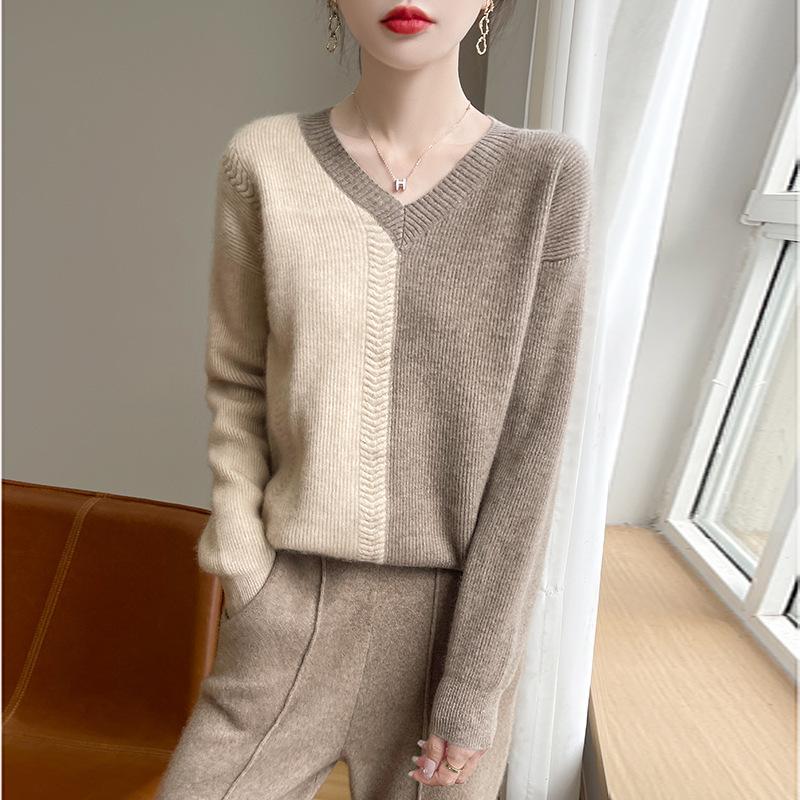 Women's V-Neck Color Block Long Sleeve Pure Wool Sweater - Autumn/Winter Collection