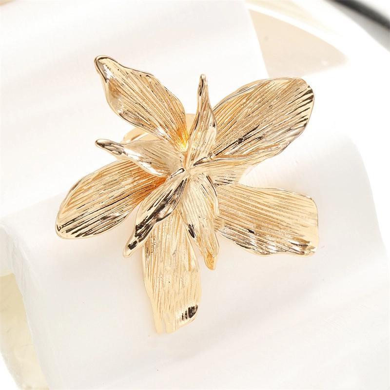 Vintage Big Flower Ring For Women Irregular Metal Punk Finger Ring Party Jewelry Gifts